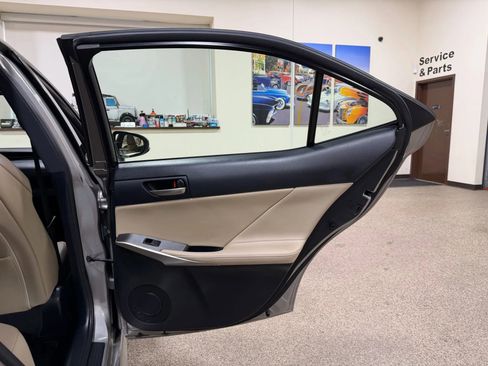 Used 2020 Lexus IS 300 F Sport image 24