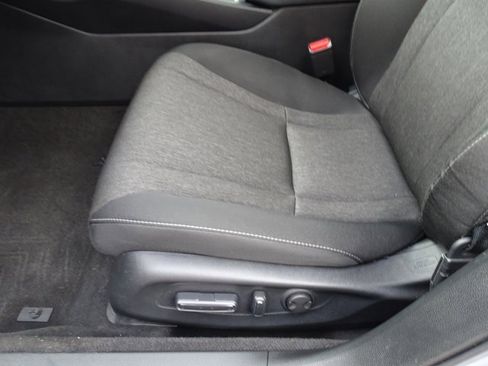 Used 2024 Honda Accord EX image 9