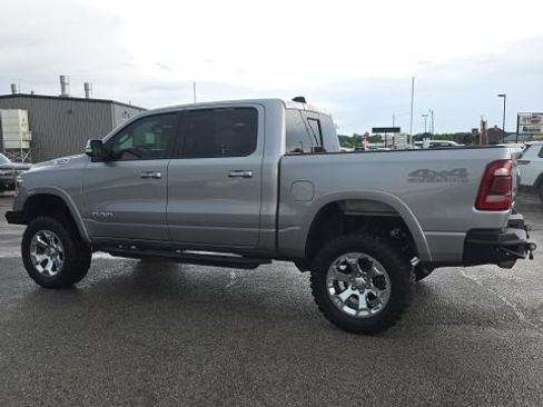 Used 2019 RAM 1500 Laramie w/ Off Road Group AWD/4WD image 6