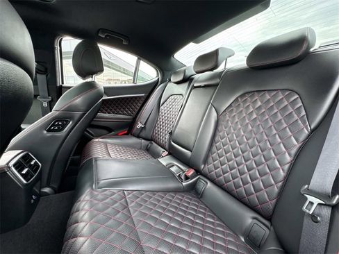 Used 2025 Genesis G70 3.3T Advanced w/ Sport Prestige Package image 27