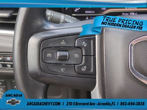 Used 2023 GMC Yukon XL Denali AWD/4WD image 26
