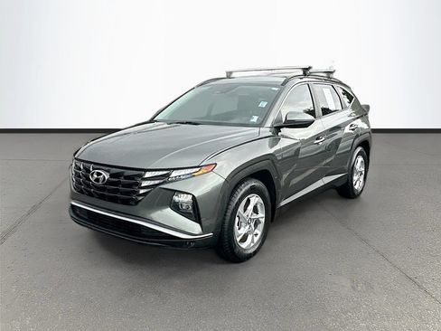 Used 2022 Hyundai Tucson SEL FWD image 3