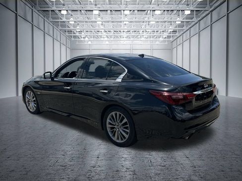 Used 2020 INFINITI Q50 Luxe w/ Essential Package (3.0T Luxe) RWD image 5
