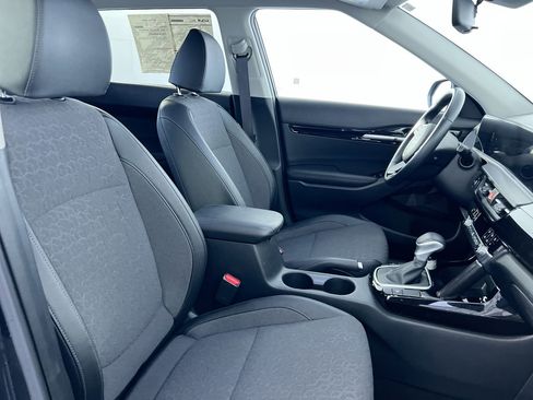Certified 2025 Kia Seltos S image 28