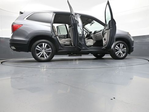Used 2018 Honda Pilot EX image 48