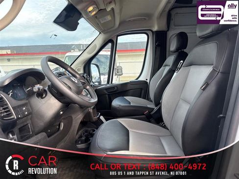 Used 2025 RAM ProMaster 3500 w/ Convenience Group FWD image 9