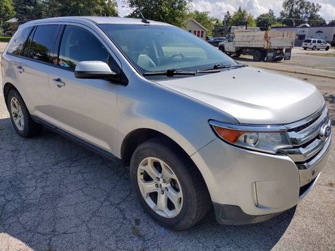 Used 2014 Ford Edge SEL w/ Equipment Group 205A AWD/4WD image 3