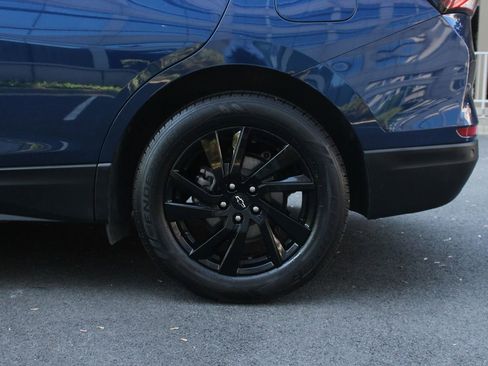 Used 2023 Chevrolet Equinox LS w/ LS Convenience Package FWD image 10