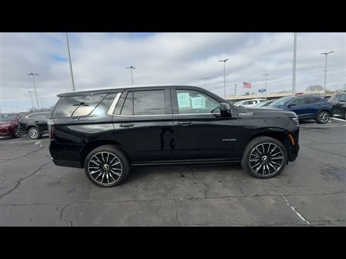 Certified 2025 Chevrolet Tahoe High Country image 9