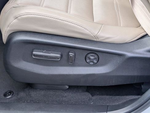 Used 2020 Honda CR-V EX-L image 19