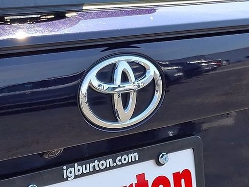 Used 2020 Toyota RAV4 XLE w/ All Weather Liner Package AWD/4WD image 29
