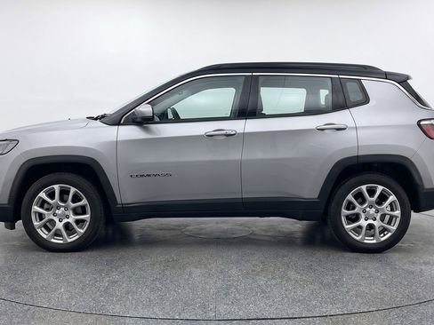 Used 2025 Jeep Compass Limited AWD/4WD image 5