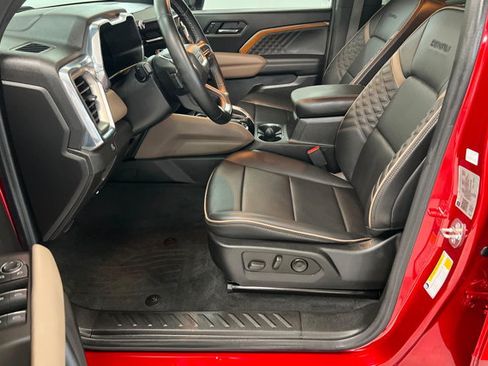 Used 2023 GMC Canyon Denali AWD/4WD image 17