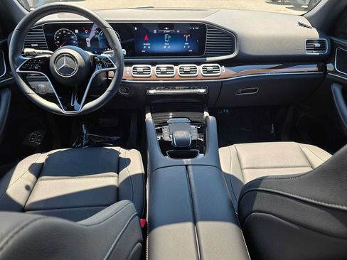 Used 2025 Mercedes-Benz GLE 450e 4MATIC image 19