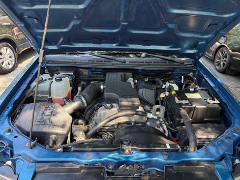 Used 2012 Chevrolet Colorado LT RWD image 16