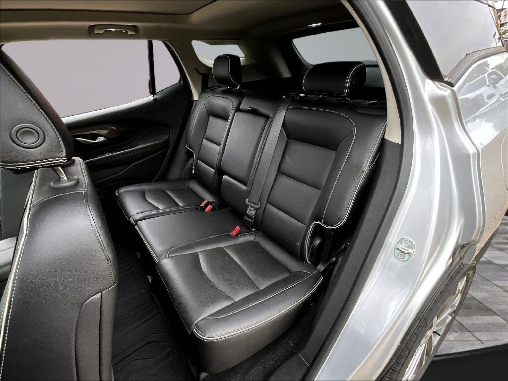 Used 2019 GMC Terrain Denali w/ Advanced Safety Package AWD/4WD image 24
