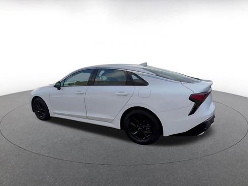 Used 2025 Kia K5 LXS image 10