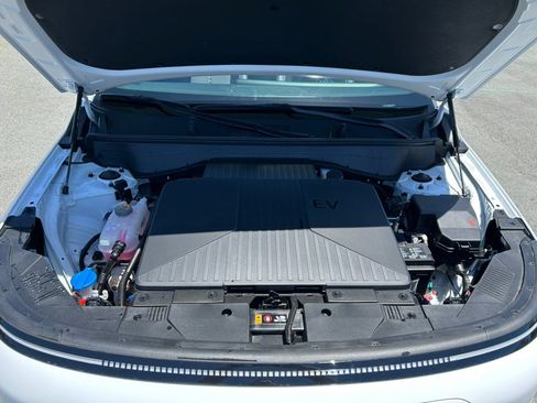 Used 2024 Hyundai Kona Limited FWD image 67