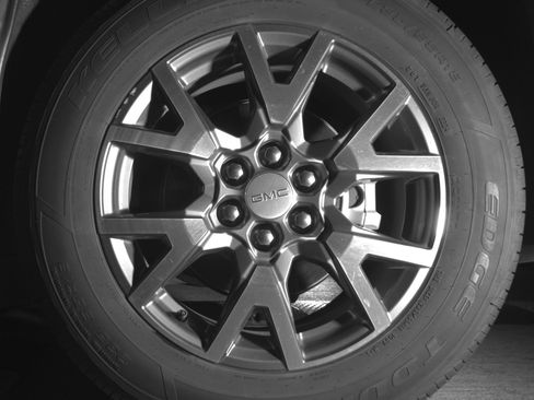 Used 2023 GMC Acadia SLT FWD image 14
