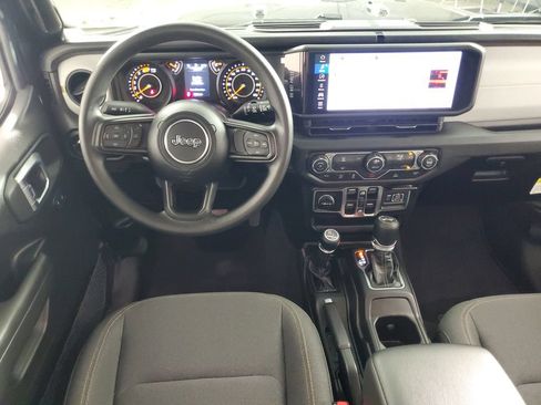 Used 2026 Jeep Wrangler Unlimited Sport AWD/4WD image 17