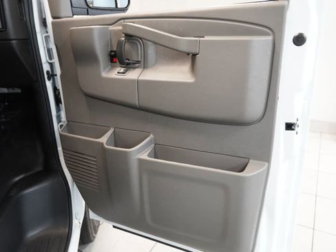 New 2026 Chevrolet Express 2500 RWD image 27