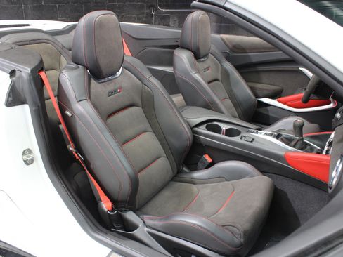 Used 2023 Chevrolet Camaro ZL1 image 46