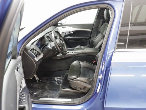 Used 2016 Volvo XC90 T6 R-Design w/ Protection Package Plus image 6