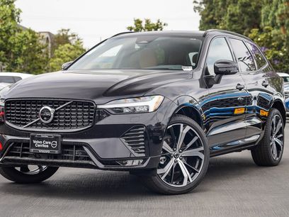 New 2025 Volvo XC60 B5 Ultra w/ Protection Package Premier