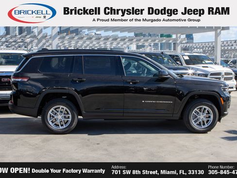 New 2025 Jeep Grand Cherokee L Laredo image 4