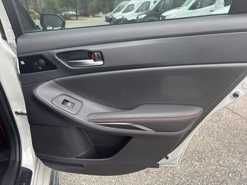 Used 2021 Toyota Avalon TRD image 18