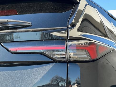 New 2026 Mitsubishi Outlander SEL image 27