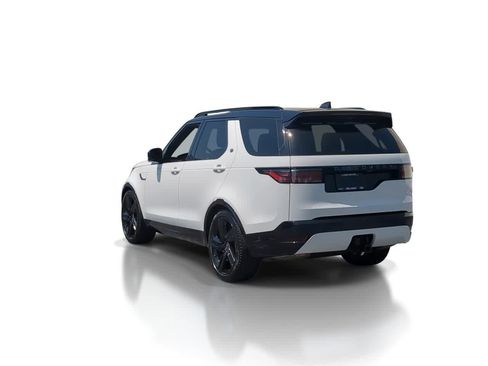 Used 2025 Land Rover Discovery Dynamic SE AWD/4WD image 6