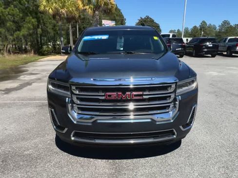 Used 2020 GMC Acadia SLT w/ LPO, Floor Liner Package image 3