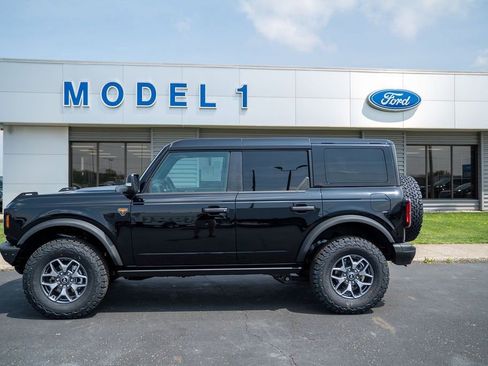 New 2025 Ford Bronco Badlands AWD/4WD image 1