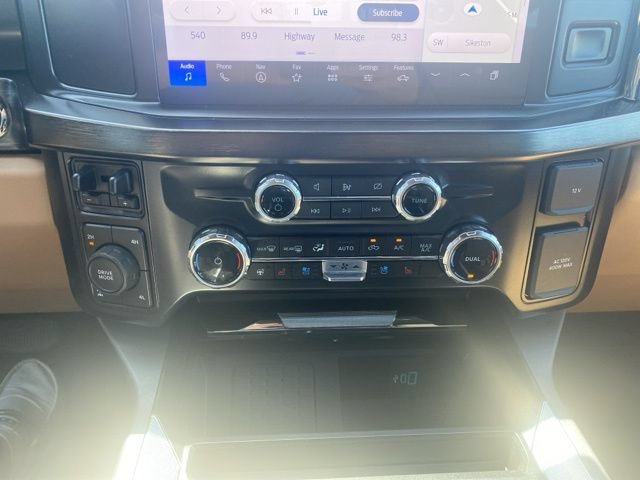 Used 2024 Ford F250 Lariat w/ Sport Appearance Package AWD/4WD image 23