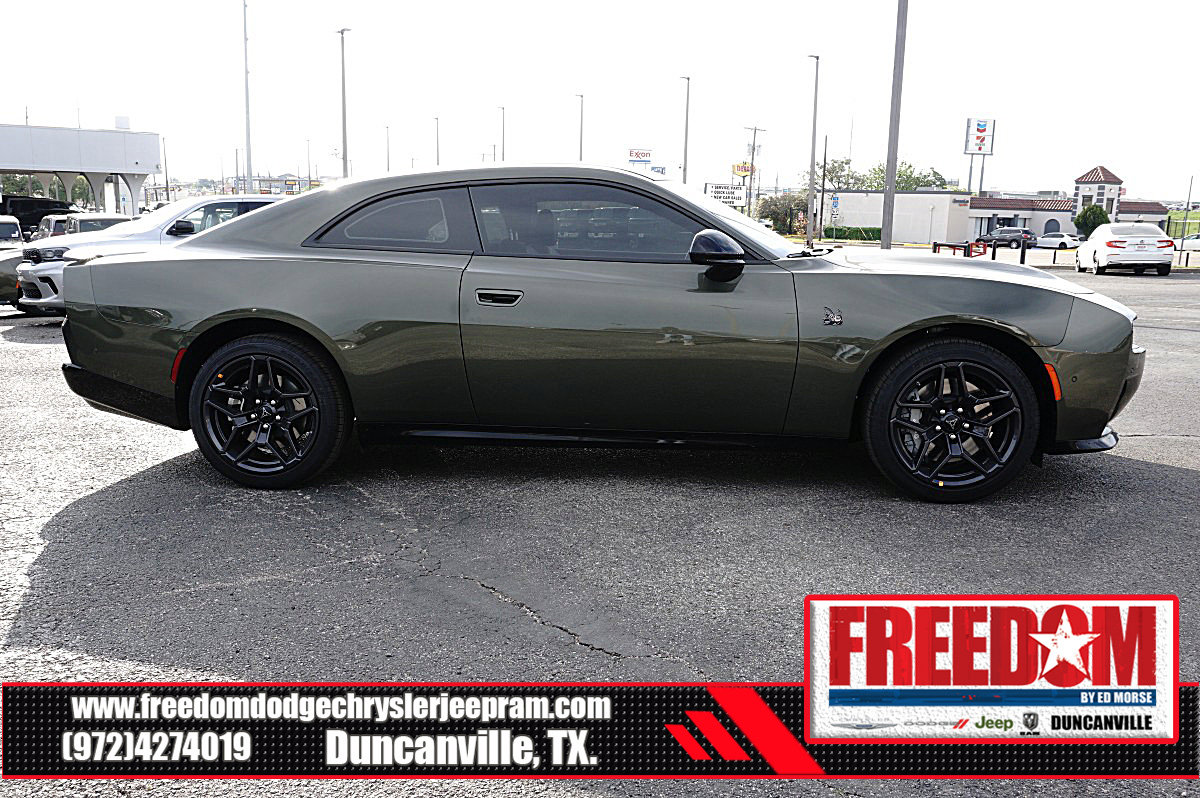 New 2026 Dodge Charger Scat Pack w/ Blacktop Package AWD/4WD image 6