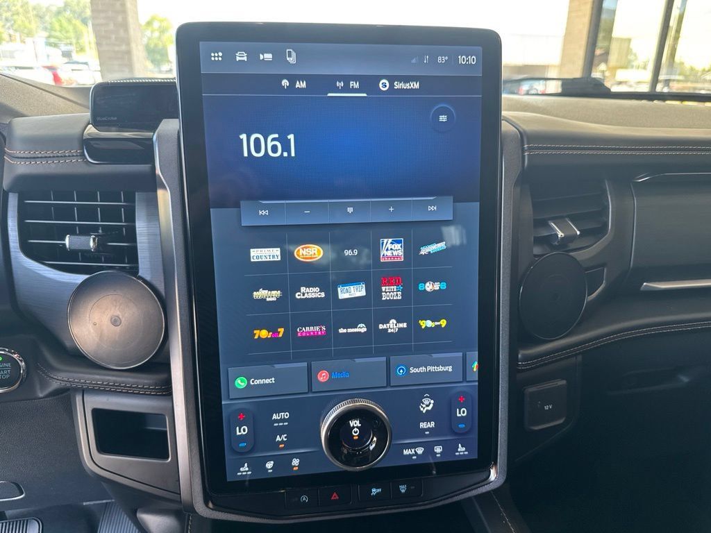 Used 2023 Ford Expedition Max Platinum AWD/4WD image 12