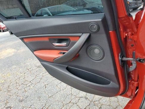 Used 2018 BMW M3 RWD image 17