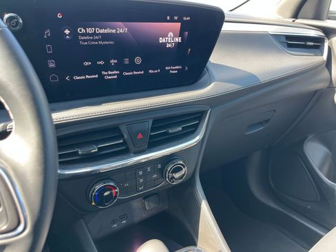Used 2025 Buick Encore GX Preferred FWD image 20