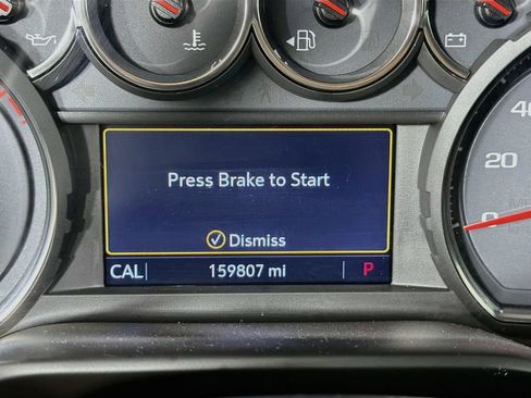 Used 2019 Chevrolet Silverado 1500 LT Trail Boss AWD/4WD image 14