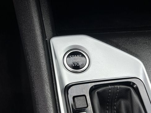 Certified 2025 Nissan Altima 2.5 S FWD image 16
