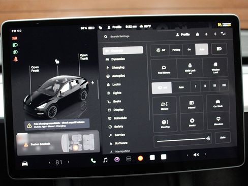 Used 2023 Tesla Model Y Long Range image 33