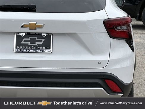 New 2026 Chevrolet Trax LT w/ Driver Confidence Package image 6