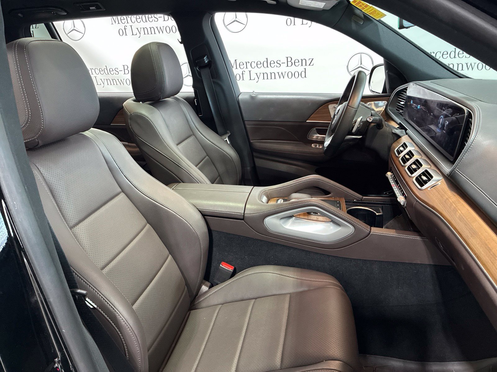 Used 2022 Mercedes-Benz GLS 450 4MATIC image 5