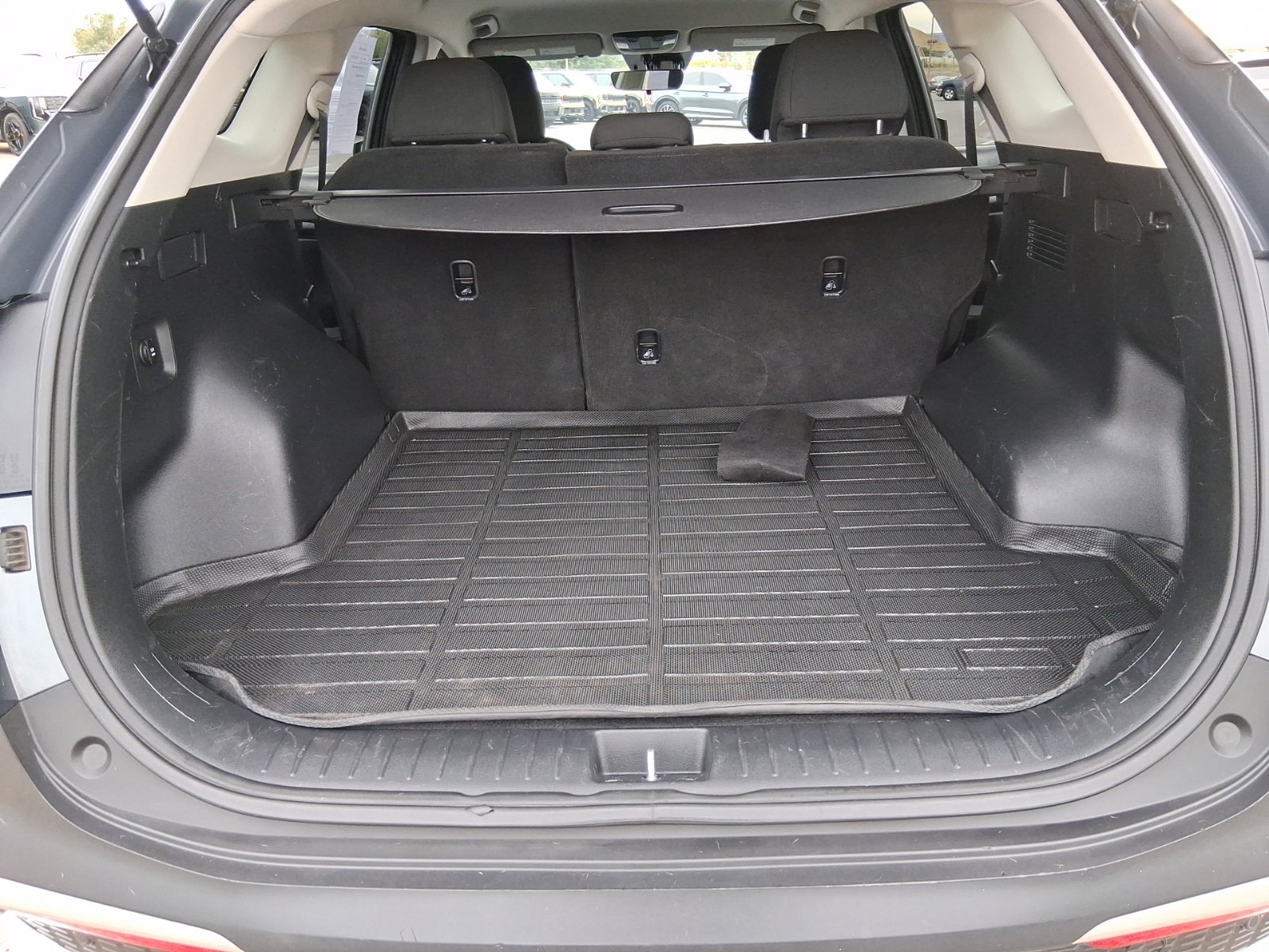 Used 2023 Kia Sportage LX AWD/4WD image 13
