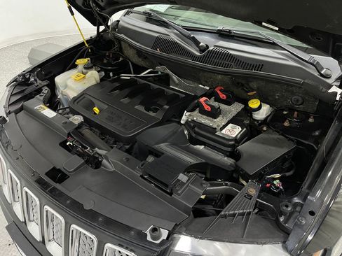 Used 2017 Jeep Compass High Altitude image 26