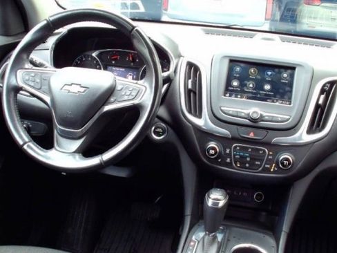 Used 2019 Chevrolet Equinox LT AWD/4WD image 13