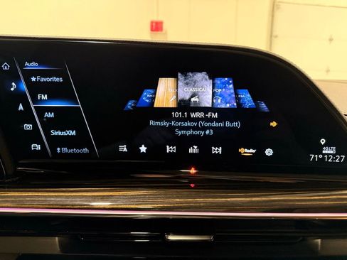 Used 2024 Cadillac Escalade Sport w/ Touring Package image 26