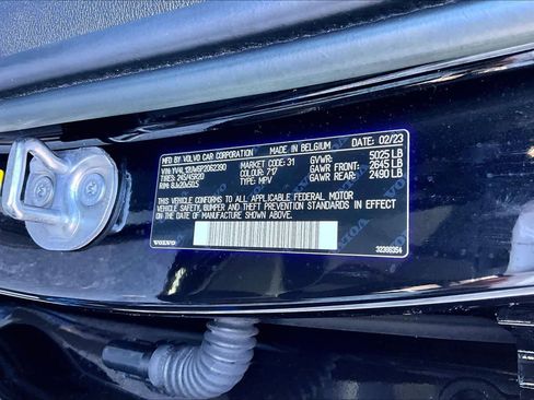Used 2023 Volvo XC40 B5 Plus w/ Driver Assist Package image 32