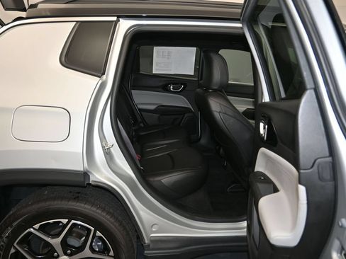 Used 2024 Jeep Compass Limited AWD/4WD image 25